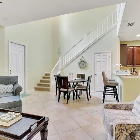 Townhome On A Quad In Amenities Rich Paseo
